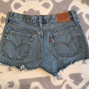 NWOT Levi Shorts